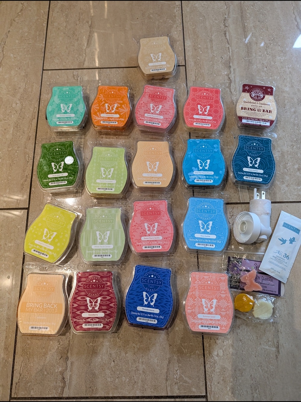 Scentsy Mixed Lot Of Wax Melts